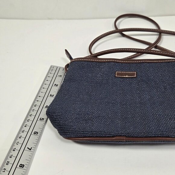 Relic Womens Small Crossbody Shoulder Bag Blue Top Zip Inside Pocket - Picture 3 of 10